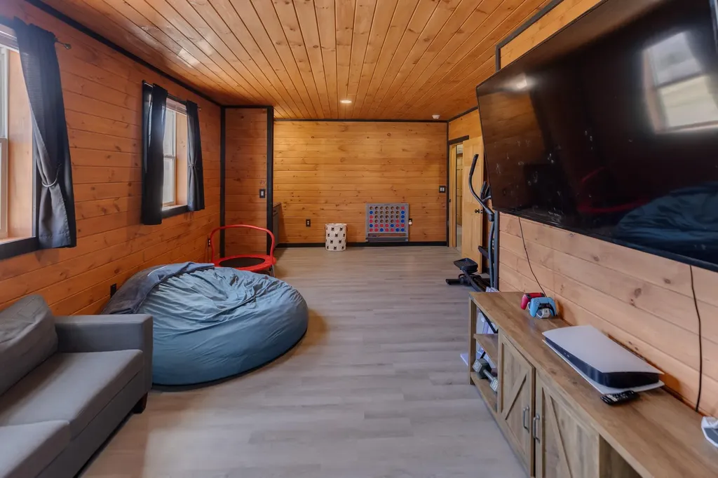 603 Meadows Road Jefferson NH 03583