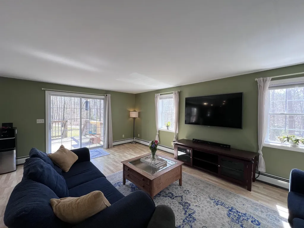 7 Prevere Road Raymond NH 03077