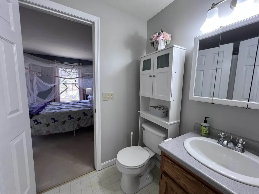 7 Prevere Road Raymond NH 03077