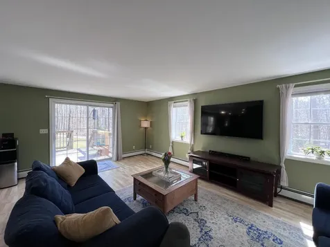 7 Prevere Road Raymond NH 03077