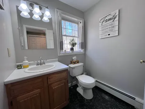 7 Prevere Road Raymond NH 03077