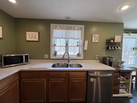 7 Prevere Road Raymond NH 03077