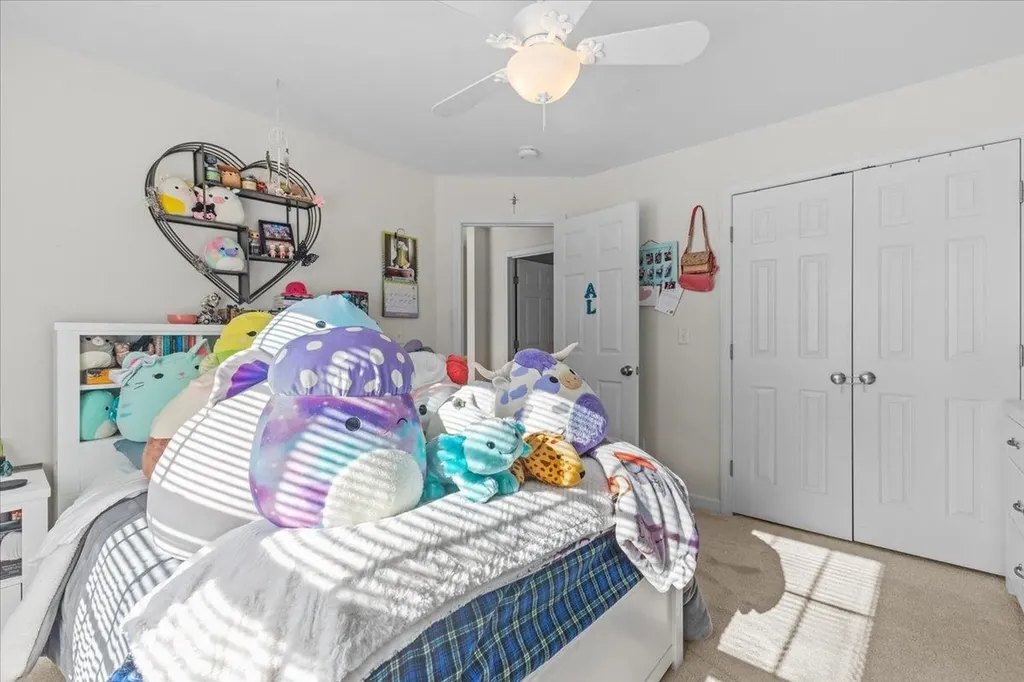 39 James Way Colchester VT 05446