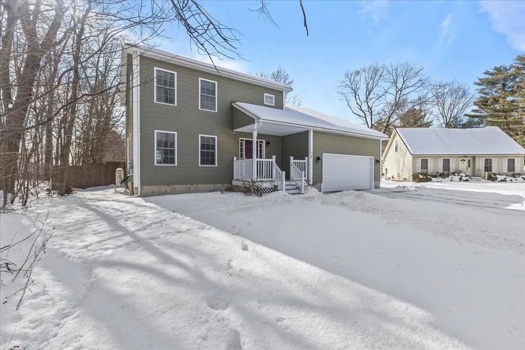 39 James Way Colchester VT 05446