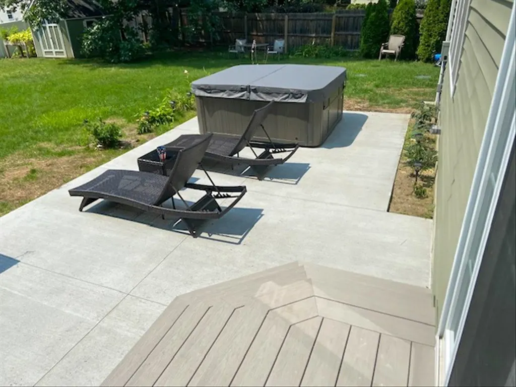 39 James Way Colchester VT 05446