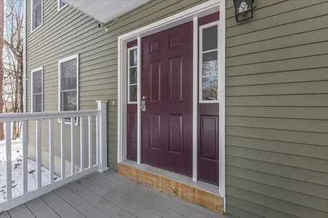 39 James Way Colchester VT 05446