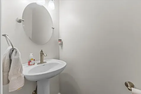 39 James Way Colchester VT 05446