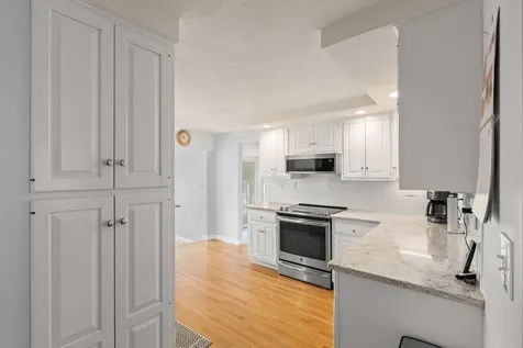 72 Lisa Lane North Andover MA 01845