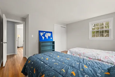72 Lisa Lane North Andover MA 01845