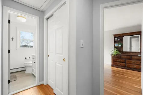 72 Lisa Lane North Andover MA 01845