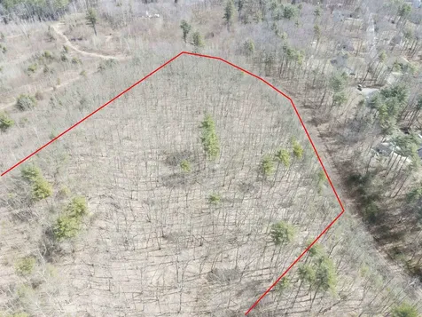 00 Leavitt Road Raymond NH 03077
