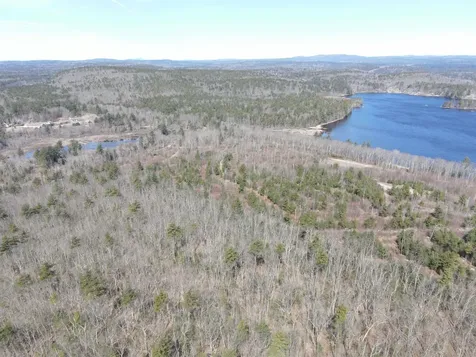 00 Leavitt Road Raymond NH 03077