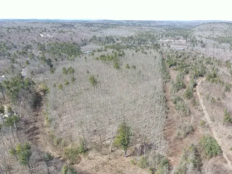 00 Leavitt Road Raymond NH 03077