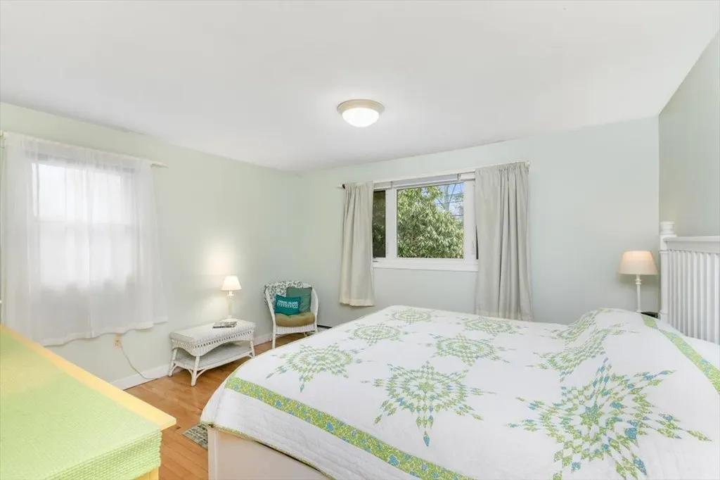 76 Hilldale Avenue South Hampton NH 03827