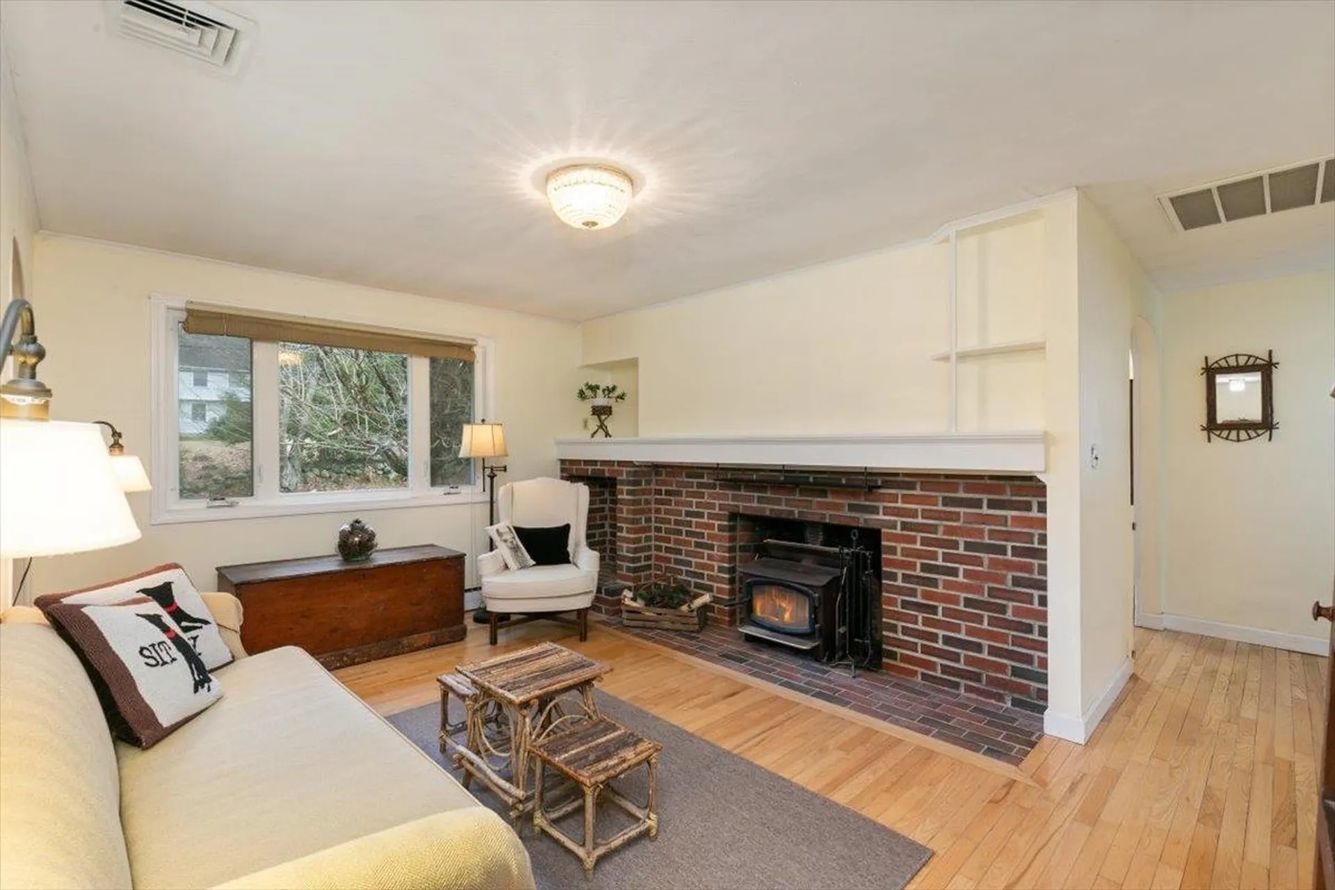 76 Hilldale Avenue South Hampton NH 03827