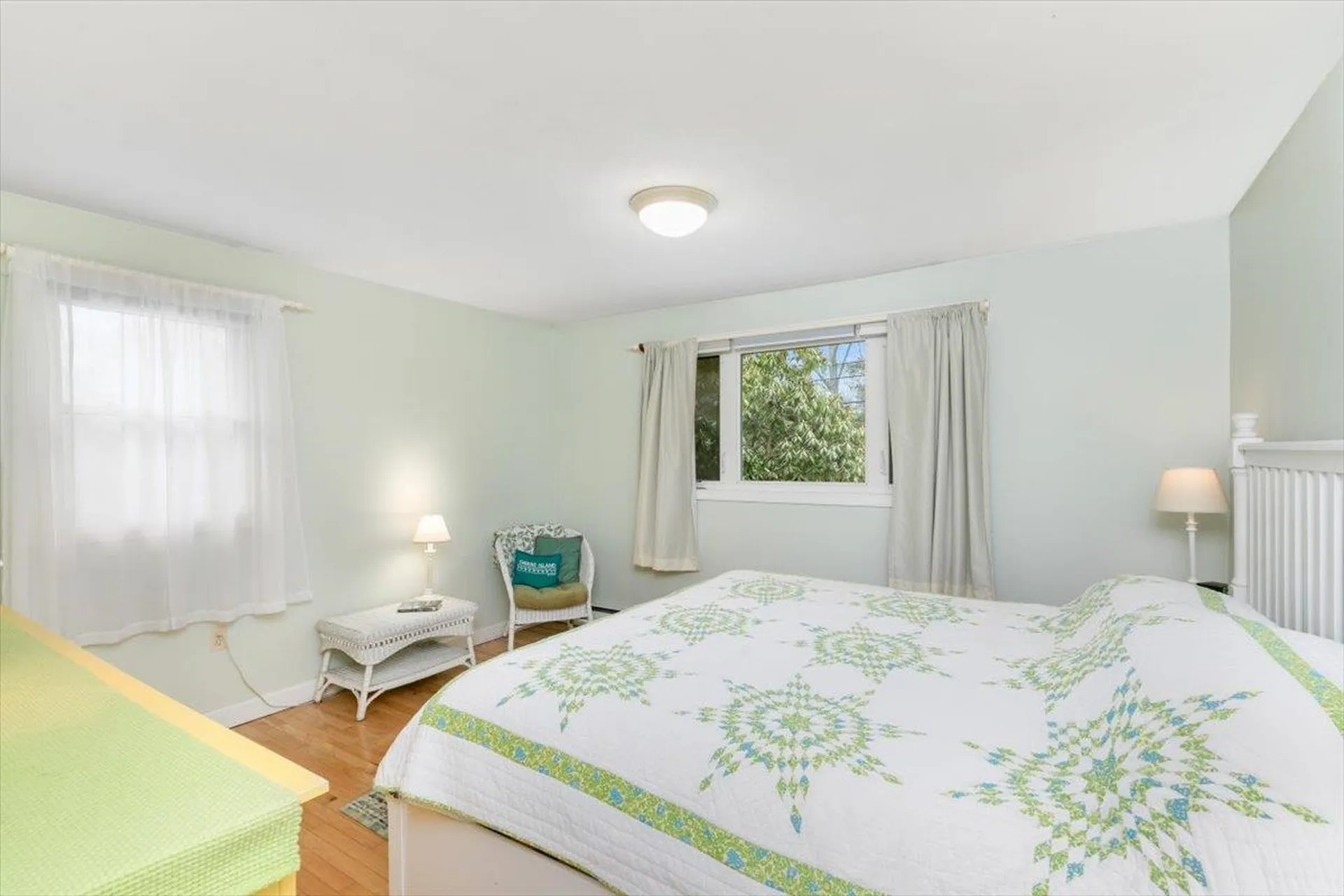 76 Hilldale Avenue South Hampton NH 03827