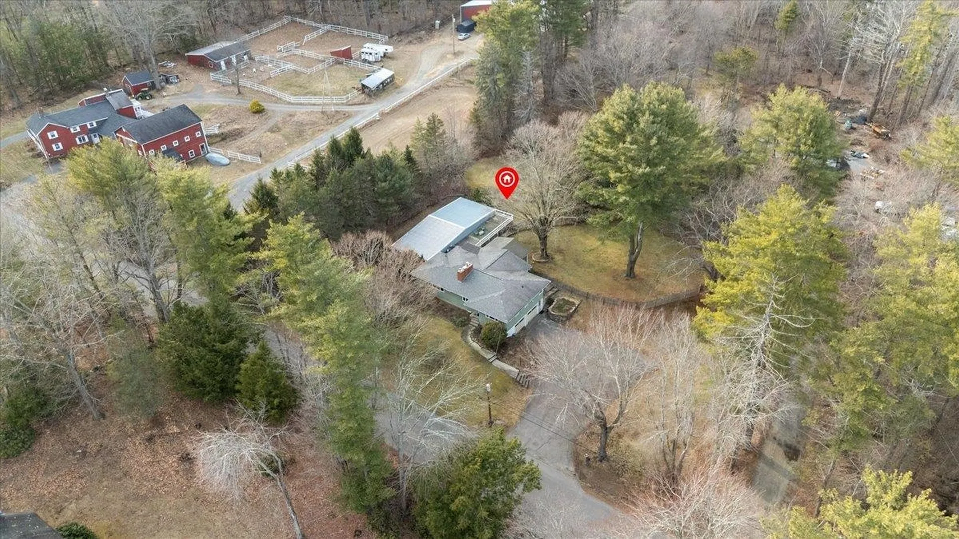 76 Hilldale Avenue South Hampton NH 03827