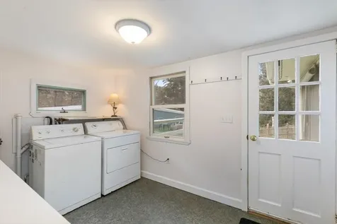 76 Hilldale Avenue South Hampton NH 03827