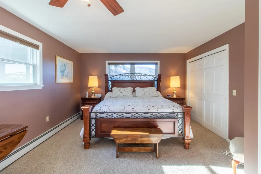 323 Barr Drive Ryegate VT 05069