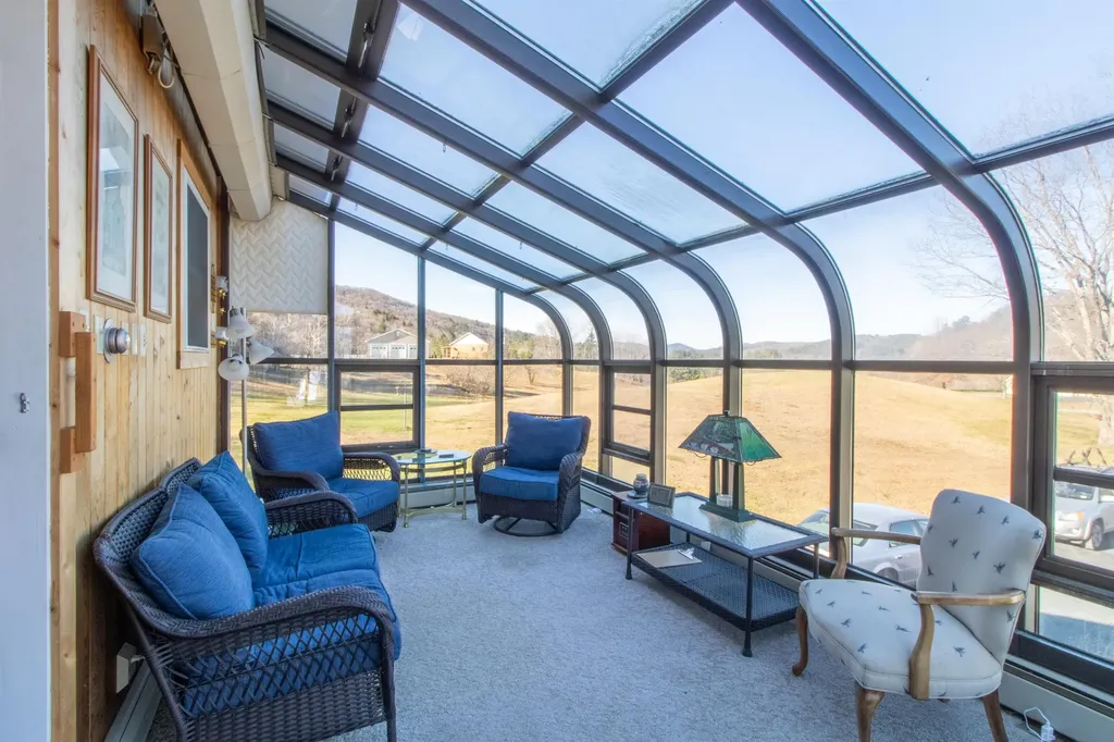 323 Barr Drive Ryegate VT 05069