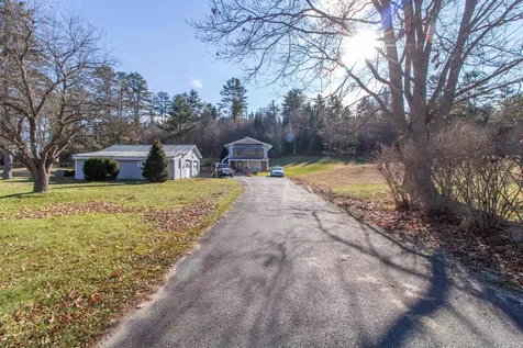 323 Barr Drive Ryegate VT 05069