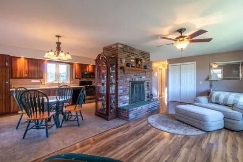 323 Barr Drive Ryegate VT 05069