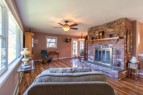 323 Barr Drive Ryegate VT 05069