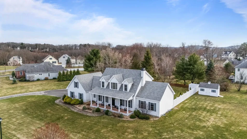 26 Lyons Farm Road Haverhill MA 01835