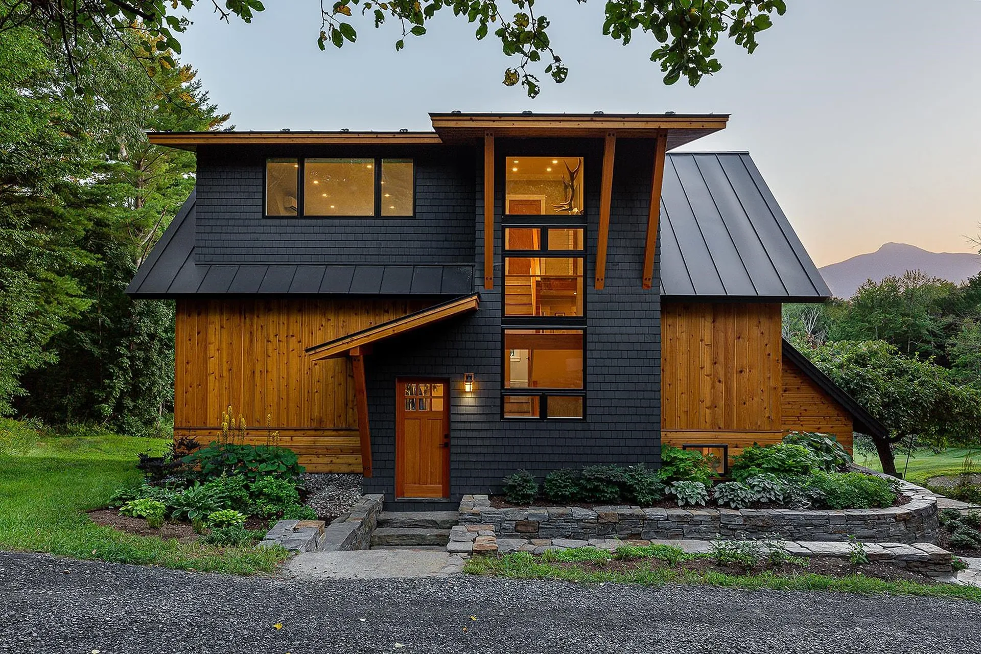 437 Lonesome Trail Waterbury VT 05676