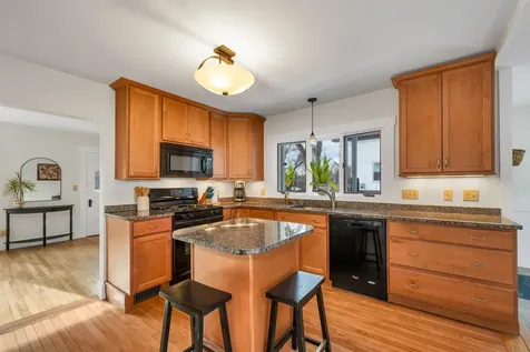 116 Woodridge Road Franklin NH 03235