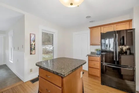 116 Woodridge Road Franklin NH 03235