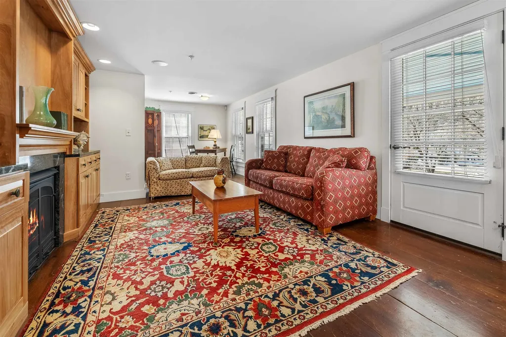 31 Huntington Place Rochester VT 05767