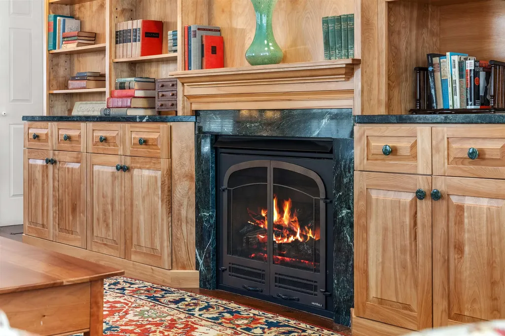 31 Huntington Place Rochester VT 05767