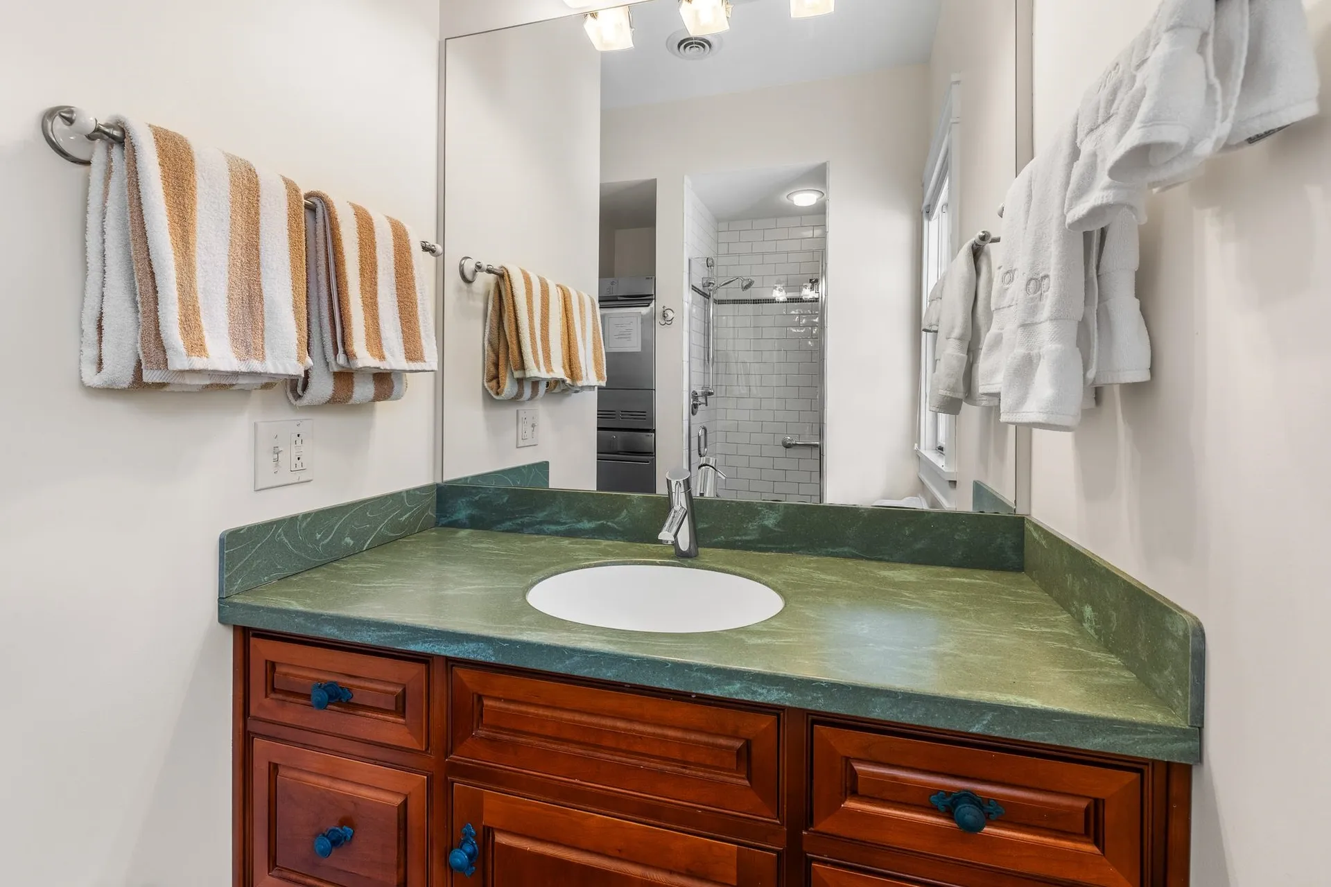 31 Huntington Place Rochester VT 05767