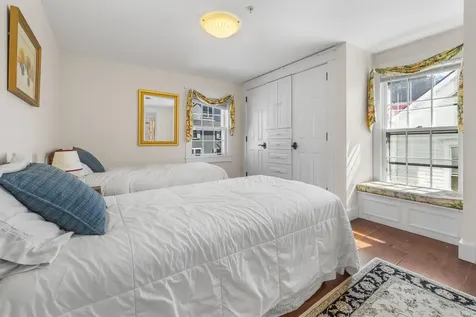 31 Huntington Place Rochester VT 05767