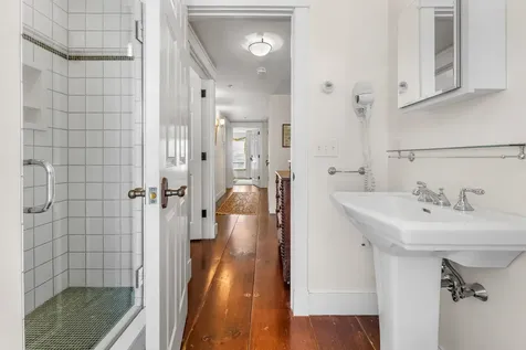 31 Huntington Place Rochester VT 05767