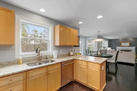 41 Hawk Drive Salem NH 03079