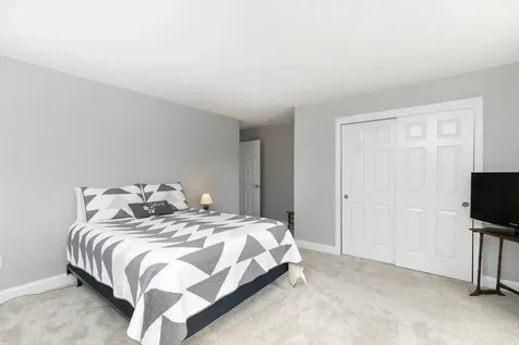 41 Hawk Drive Salem NH 03079