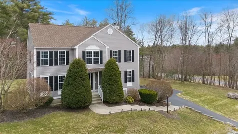 41 Hawk Drive Salem NH 03079
