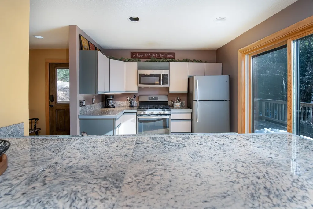 166 Tweed River Drive Stockbridge VT 05772