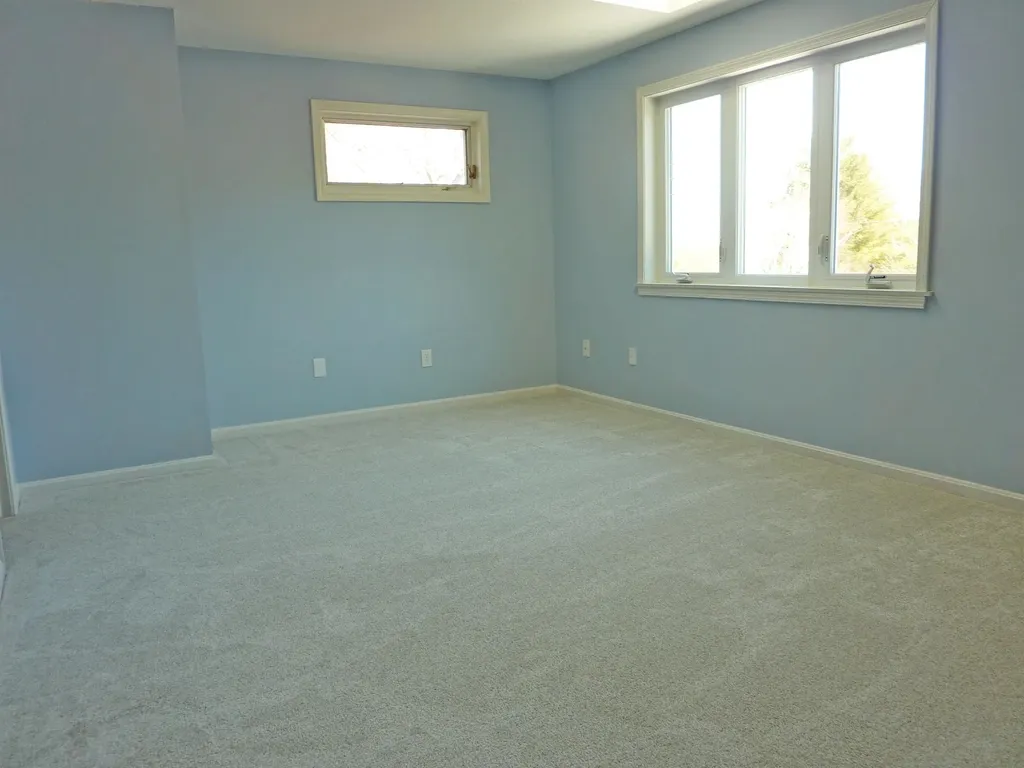 50 Laurel Court Nashua NH 03062