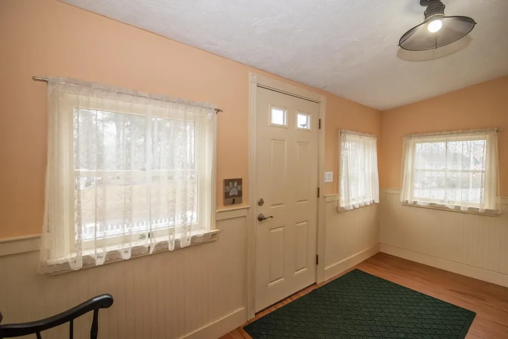 18 Field Avenue Salem NH 03079