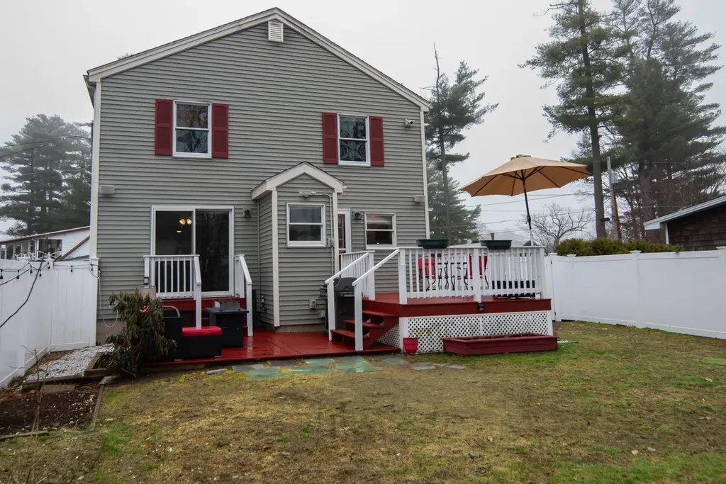 18 Field Avenue Salem NH 03079