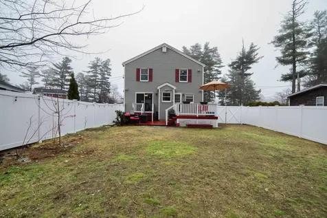 18 Field Avenue Salem NH 03079
