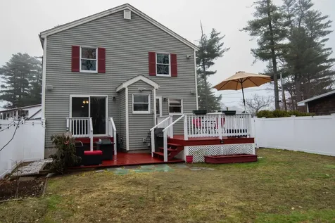 18 Field Avenue Salem NH 03079