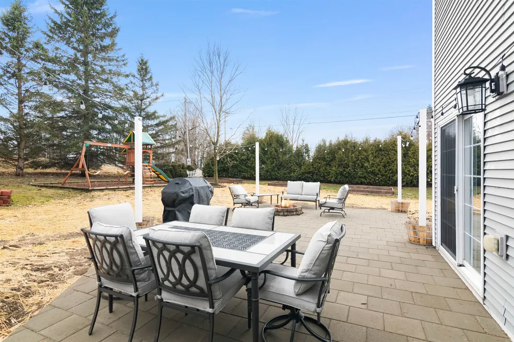 16 Cook Road Highgate VT 05459