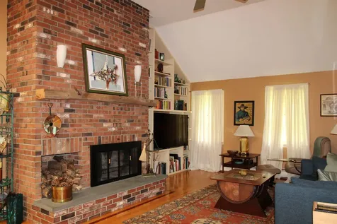 51 Hannah Drive Hollis NH 03049
