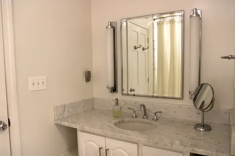 51 Hannah Drive Hollis NH 03049