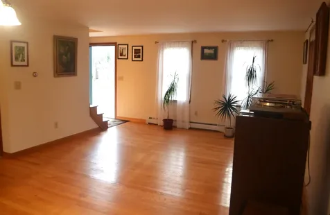 136 Evergreen Circle Henniker NH 03242