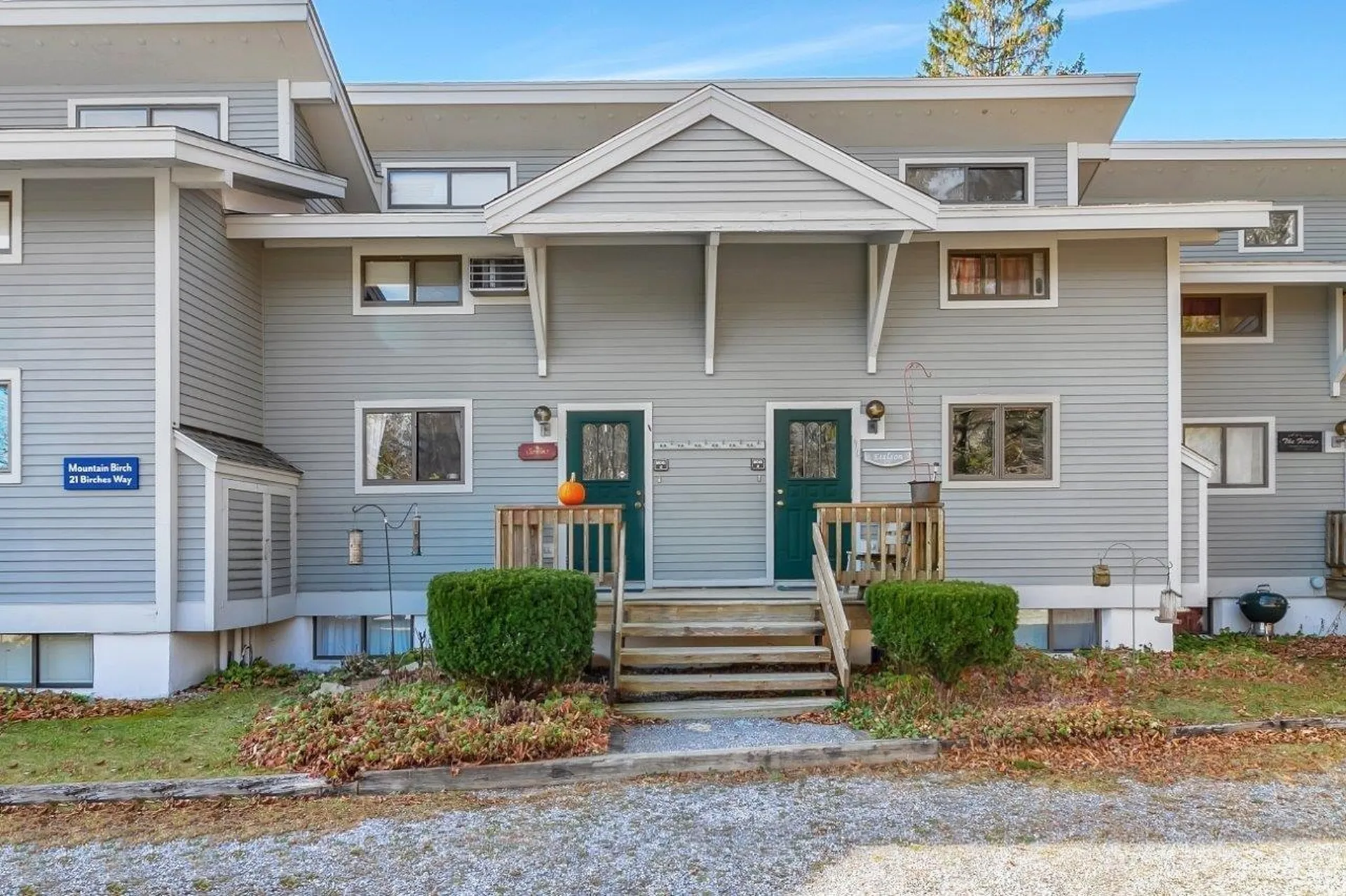 21 Birches, Way Peru VT 05152